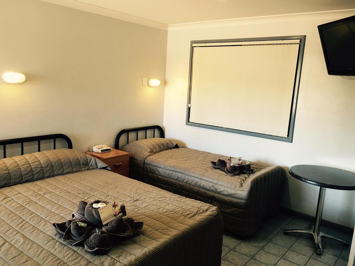 Tom Price Hotel Motel Esterno foto