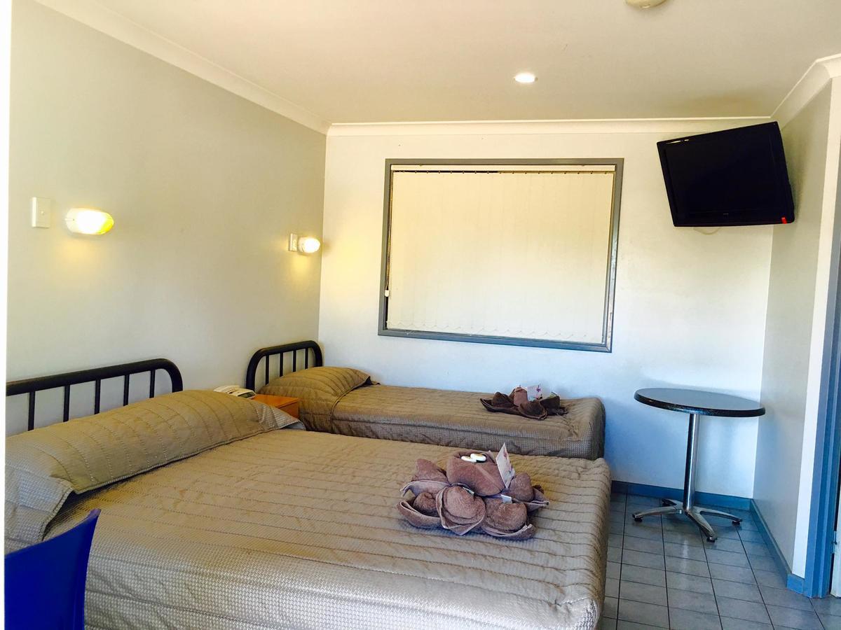 Tom Price Hotel Motel Esterno foto